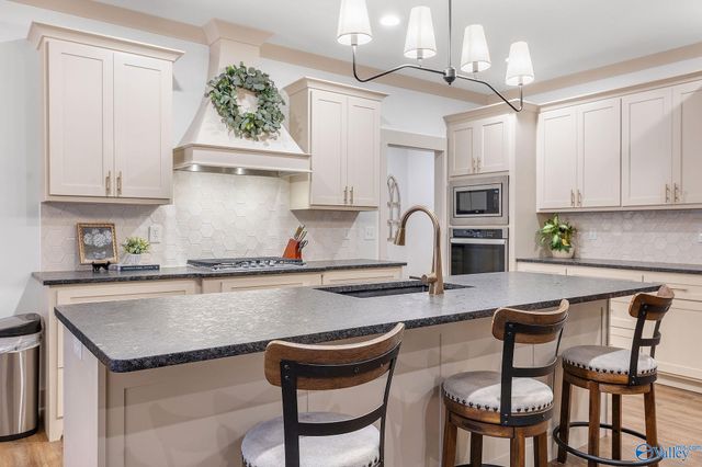 5397 Spring Creek Drive, Guntersville, AL 35976