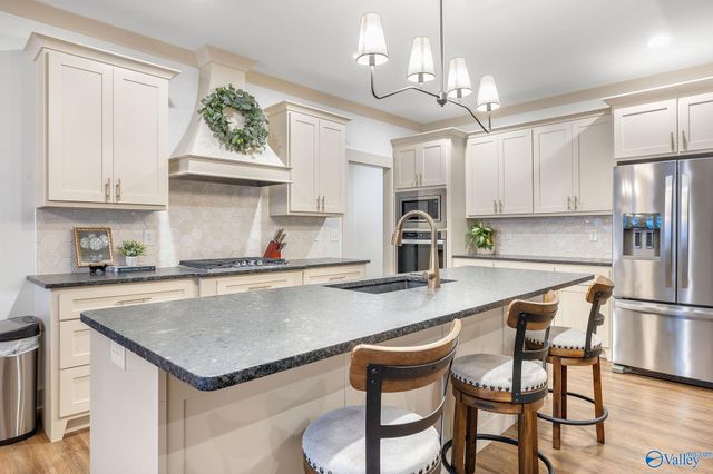 5397 Spring Creek Drive, Guntersville, AL 35976