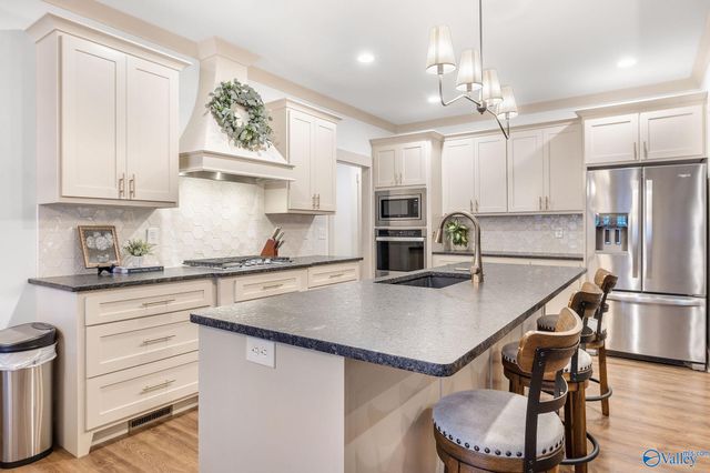 5397 Spring Creek Drive, Guntersville, AL 35976