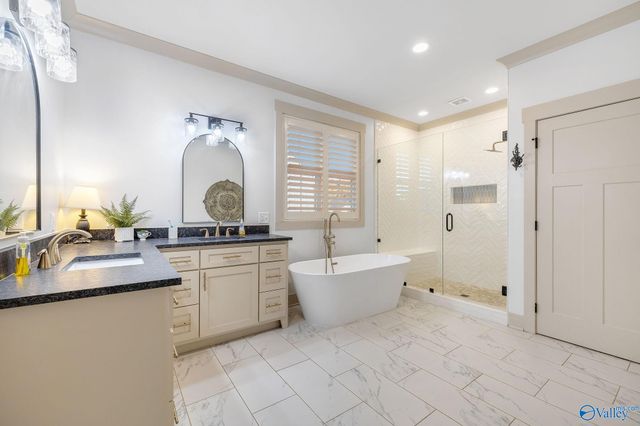 5397 Spring Creek Drive, Guntersville, AL 35976