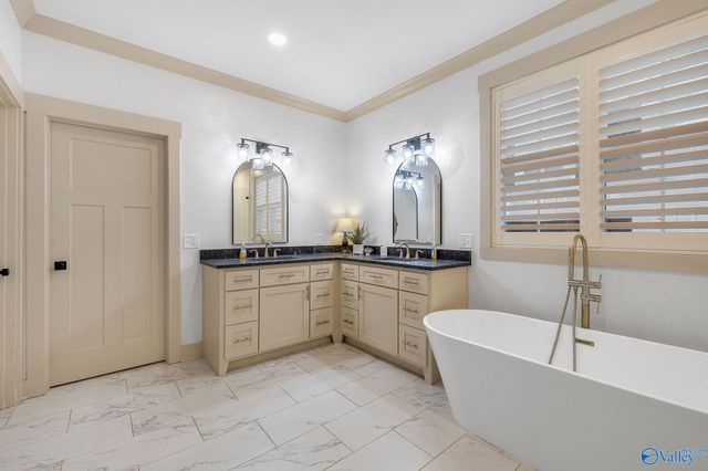 5397 Spring Creek Drive, Guntersville, AL 35976