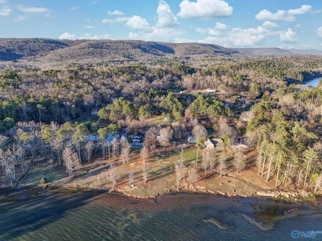 5397 Spring Creek Drive, Guntersville, AL 35976