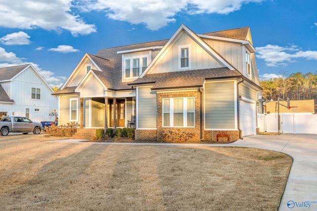 5397 Spring Creek Drive, Guntersville, AL 35976