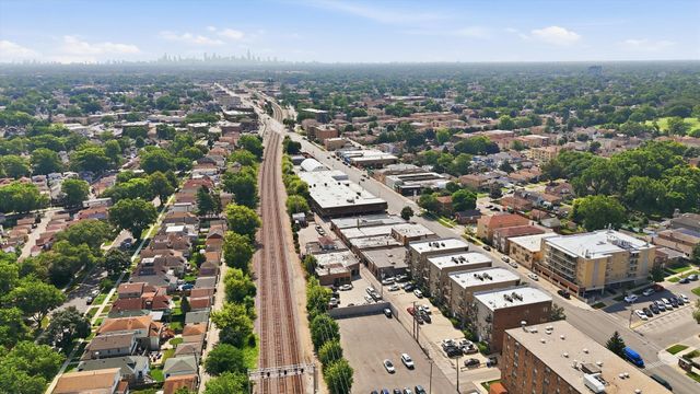 7934 W GRAND Avenue 4E, Elmwood Park, IL 60707