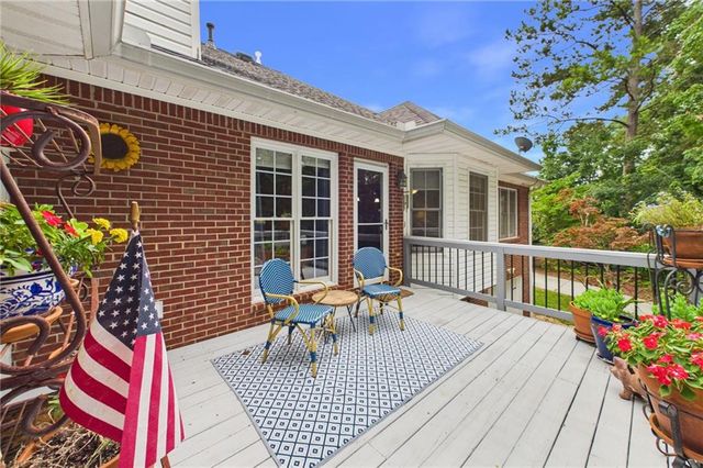 5007 Lakeridge Close, Mcdonough, GA 30253