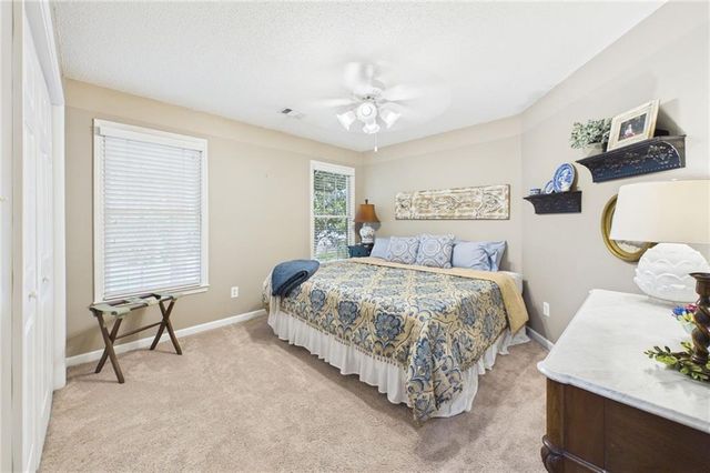 5007 Lakeridge Close, Mcdonough, GA 30253