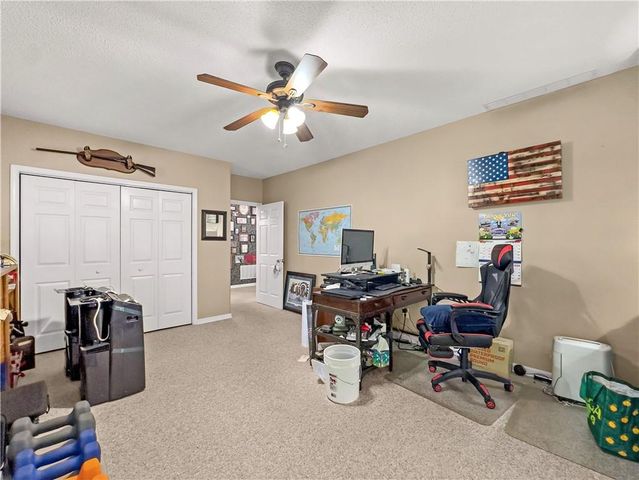 5007 Lakeridge Close, Mcdonough, GA 30253