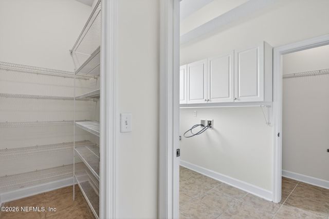 108 CHATSWORTH Drive, St. Johns, FL 32259