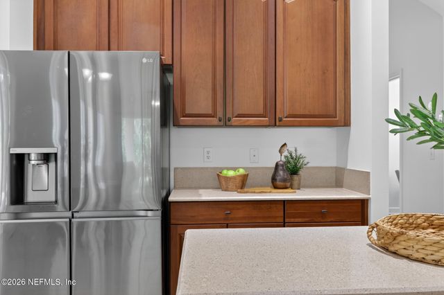 108 CHATSWORTH Drive, St. Johns, FL 32259