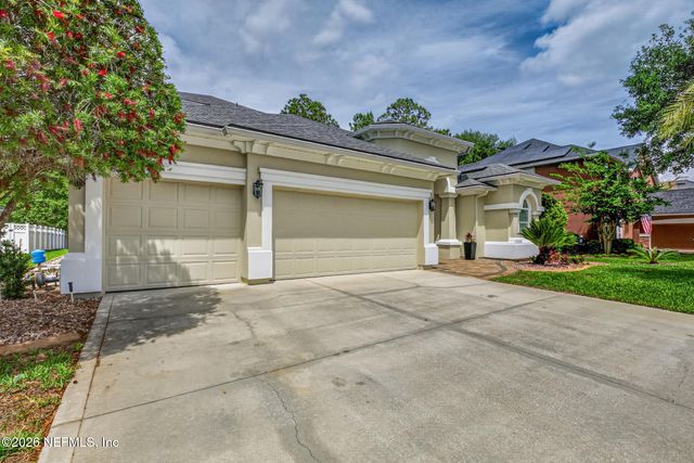 108 CHATSWORTH Drive, St. Johns, FL 32259