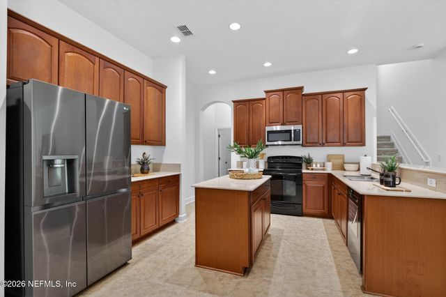 108 CHATSWORTH Drive, St. Johns, FL 32259