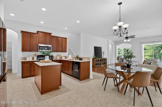 108 CHATSWORTH Drive, St. Johns, FL 32259