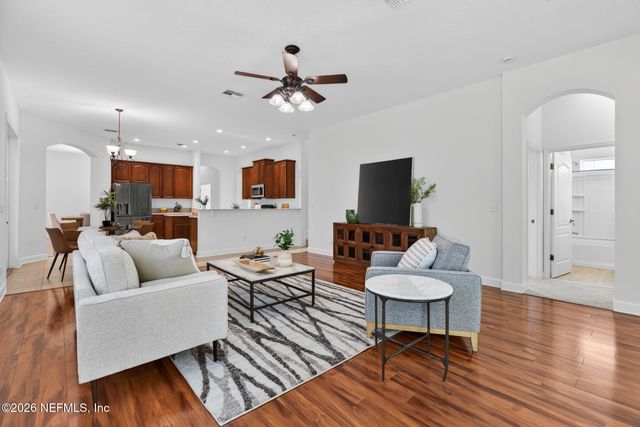 108 CHATSWORTH Drive, St. Johns, FL 32259