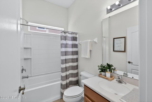 108 CHATSWORTH Drive, St. Johns, FL 32259