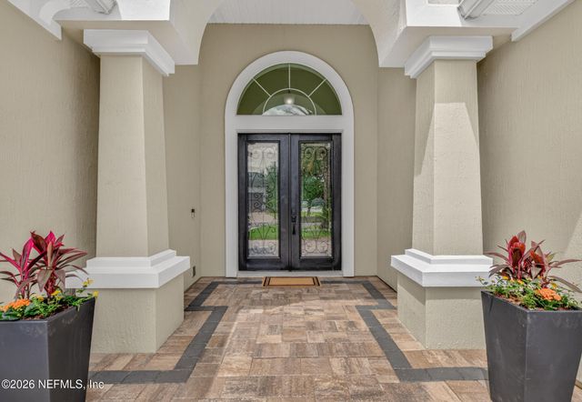 108 CHATSWORTH Drive, St. Johns, FL 32259