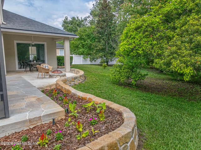 108 CHATSWORTH Drive, St. Johns, FL 32259