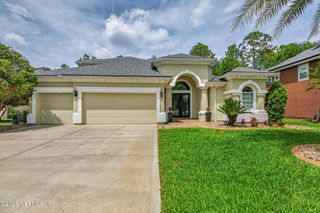 108 CHATSWORTH Drive, St. Johns, FL 32259