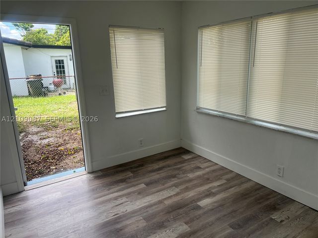 3571 NW 7th Ct, Lauderhill, FL 33311