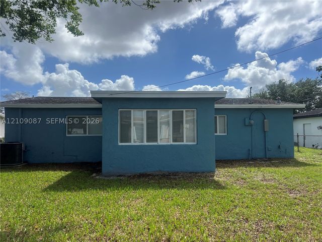 3571 NW 7th Ct, Lauderhill, FL 33311