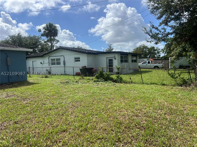 3571 NW 7th Ct, Lauderhill, FL 33311