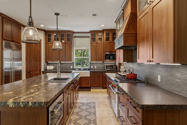 400 Porter Road, Bartonville, TX 76226