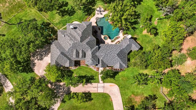 400 Porter Road, Bartonville, TX 76226