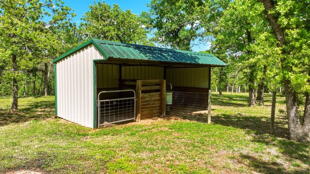 400 Porter Road, Bartonville, TX 76226
