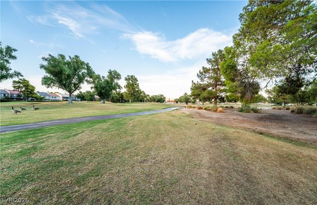 980 Vegas Valley Drive, Las Vegas, NV 89109