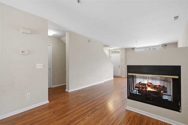 39475 Springwater Drive, Northville, MI 48168