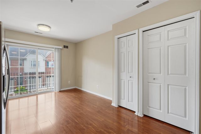 39475 Springwater Drive, Northville, MI 48168