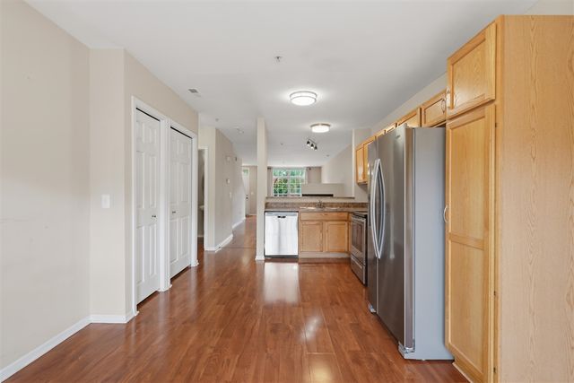 39475 Springwater Drive, Northville, MI 48168