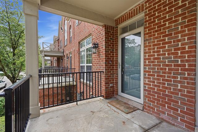 39475 Springwater Drive, Northville, MI 48168