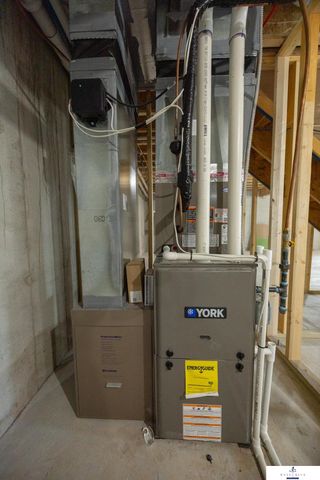 141 Bronco Circle, Utica, NE 68456