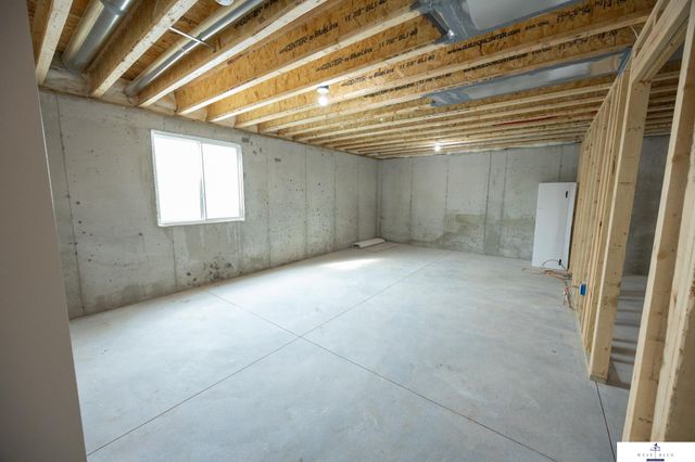 141 Bronco Circle, Utica, NE 68456