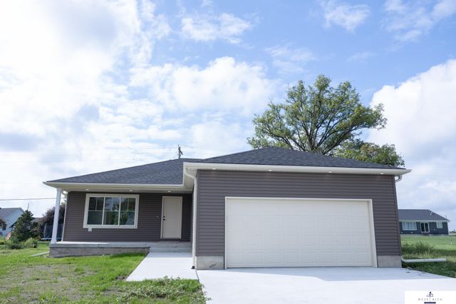 141 Bronco Circle, Utica, NE 68456