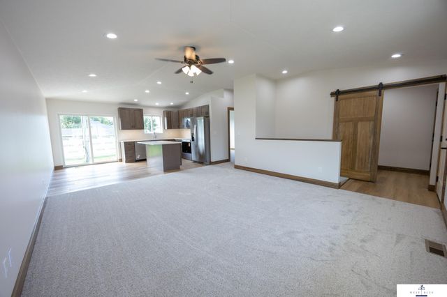 141 Bronco Circle, Utica, NE 68456