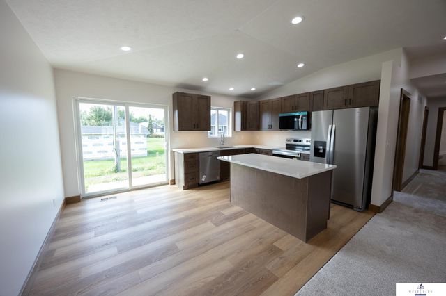 141 Bronco Circle, Utica, NE 68456