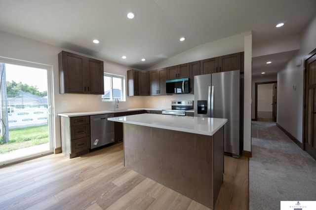 141 Bronco Circle, Utica, NE 68456