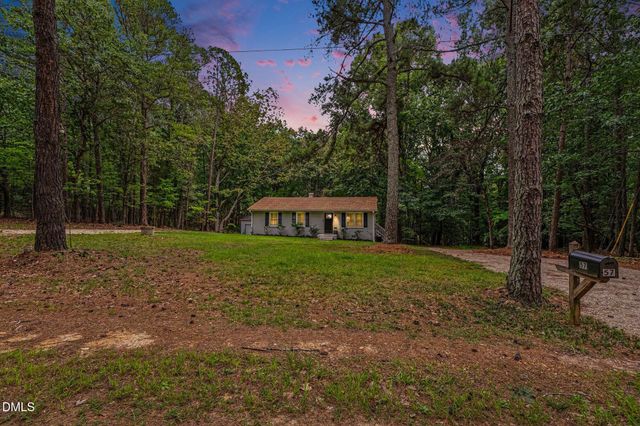 57 Natchez Trace, Fuquay Varina, NC 27526