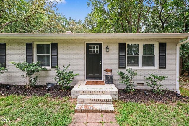57 Natchez Trace, Fuquay Varina, NC 27526