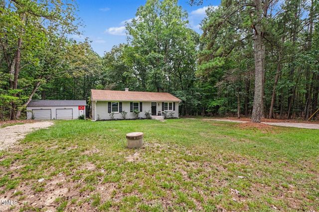 57 Natchez Trace, Fuquay Varina, NC 27526