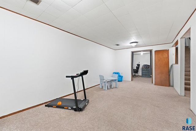 4509 W 37th St Street, Sioux Falls, SD 57106
