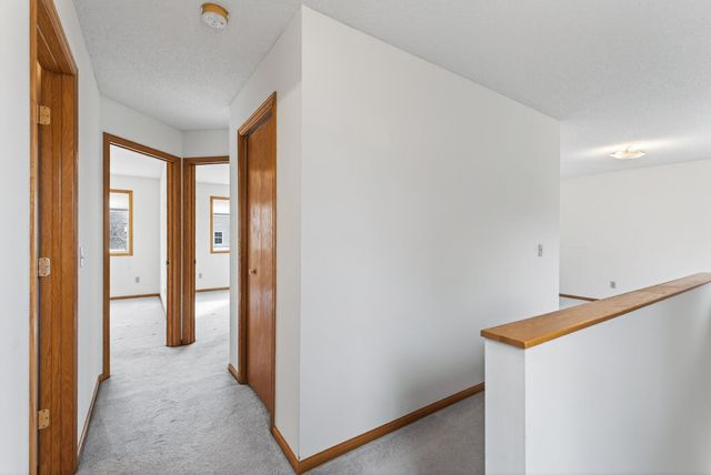 13807 Granada Way 9, Apple Valley, MN 55124