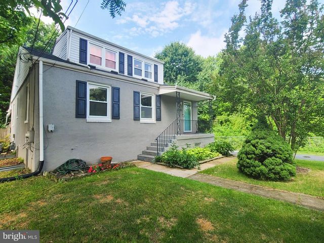 5301 POWHATAN ST, Riverdale, MD 20737
