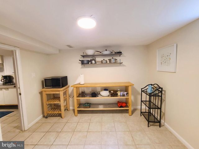 5301 POWHATAN ST, Riverdale, MD 20737
