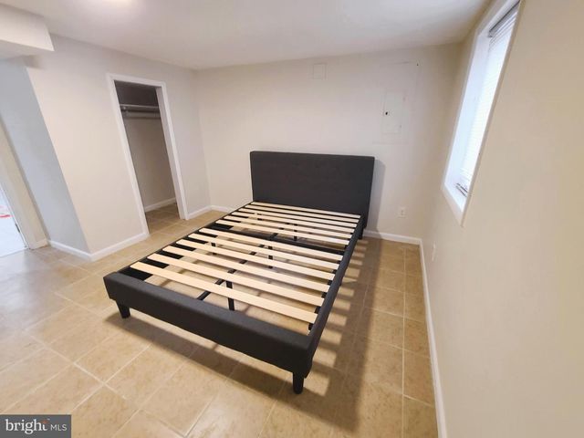 5301 POWHATAN ST, Riverdale, MD 20737