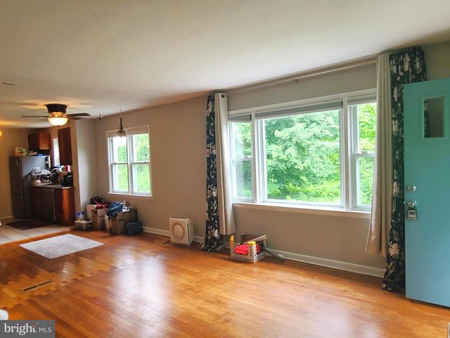 5301 POWHATAN ST, Riverdale, MD 20737