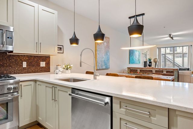 150 Dorchester Ave 604, Boston, MA 02127