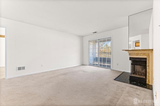 312 Raintree Court, Helmetta, NJ 08828