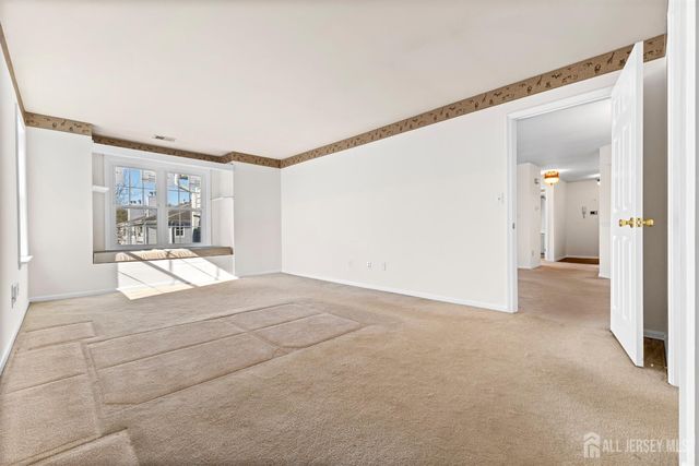 312 Raintree Court, Helmetta, NJ 08828